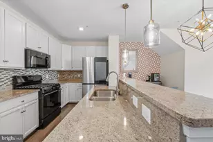43419 Town Gate Square, Chantilly, VA 20152 - Photo 12