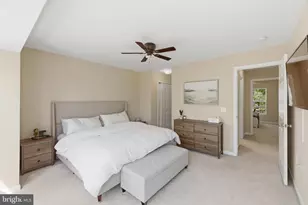 23098 Fontwell Square, Sterling, VA 20166 - Photo 22