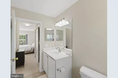 23098 Fontwell Square, Sterling, VA 20166 - Photo 26