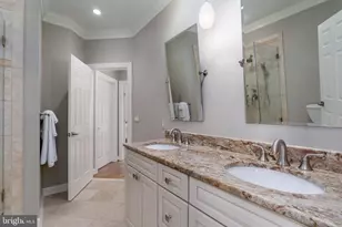 20275 Water Mark Pl, Sterling, VA 20165 - Photo 34