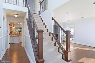 10865 Monticello Ct, Great Falls, VA 22066 - Photo 2