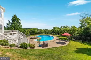 17780 Stoneleigh Dr, Round Hill, VA 20141 - Photo 50