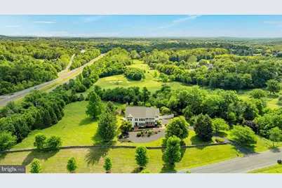 17780 Stoneleigh Drive, Round Hill, VA 20141 - Photo 4