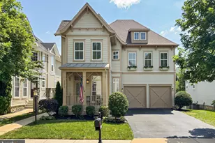 22810 Courtland Park Dr, Brambleton, VA 20148 - Photo 2