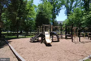 22810 Courtland Park Dr, Brambleton, VA 20148 - Photo 102