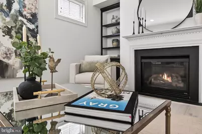 22810 Courtland Park Drive, Brambleton, VA 20148 - Photo 32