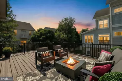 22810 Courtland Park Drive, Brambleton, VA 20148 - Photo 26