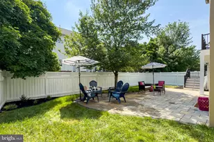 22810 Courtland Park Dr, Brambleton, VA 20148 - Photo 82