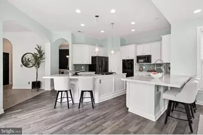 22810 Courtland Park Drive, Brambleton, VA 20148 - Photo 18
