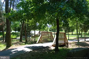 22810 Courtland Park Dr, Brambleton, VA 20148 - Photo 114