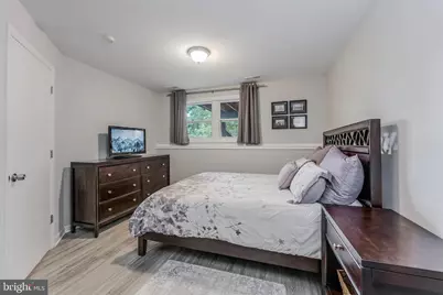 205 Magnolia Court, Sterling, VA 20164 - Photo 26