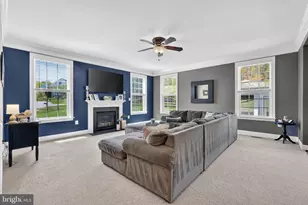 15631 Avebury Manor Pl, Leesburg, VA 20176 - Photo 12