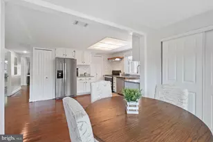 212 W Meadowland Ln W, Sterling, VA 20164 - Photo 32