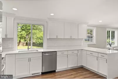 408 Cherry Lane NE, Leesburg, VA 20176 - Photo 4