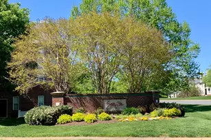 20311 Beechwood Terrace, Ashburn, VA 20147 - Photo 2