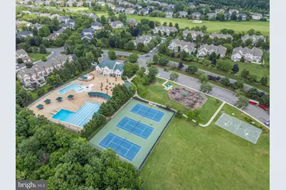 43154 Meadow Grove Drive, Ashburn, VA 20147 - Photo 26