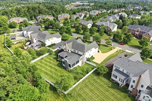 43154 Meadow Grove Dr, Ashburn, VA 20147 - Photo 8