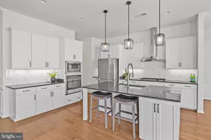 1122 Laconian St SE, Leesburg, VA 20175 - Photo 12