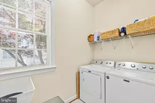 19206 Chartier Dr, Leesburg, VA 20176 - Photo 32