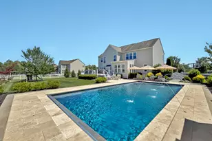 41324 Wilton Dr, Leesburg, VA 20175 - Photo 2
