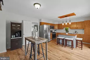 21060 Gladstone Dr, Sterling, VA 20164 - Photo 10