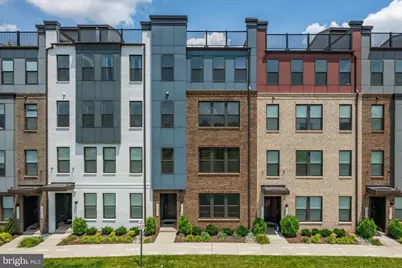 20316 Newfoundland Square, Ashburn, VA 20147 - Photo 1