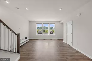 20316 Newfoundland Sq, Ashburn, VA 20147 - Photo 6