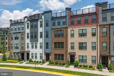 20316 Newfoundland Square, Ashburn, VA 20147 - Photo 2