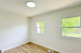 501 Tavenner Ct, Sterling, VA 20164 - Photo 24