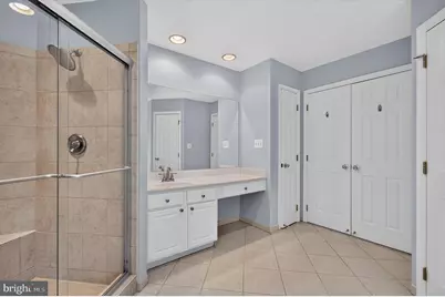 25670 S Village Drive, Chantilly, VA 20152 - Photo 28