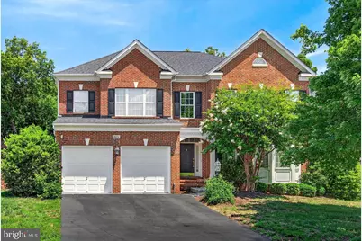 25670 S Village Drive, Chantilly, VA 20152 - Photo 4