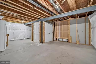 25670 S Village Dr, Chantilly, VA 20152 - Photo 46