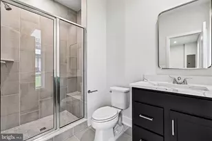 42200 Shining Star Sq, Ashburn, VA 20148 - Photo 44