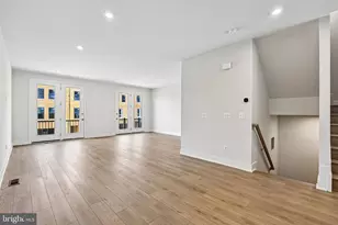 42200 Shining Star Sq, Ashburn, VA 20148 - Photo 20