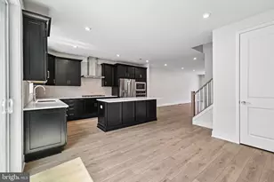 42200 Shining Star Sq, Ashburn, VA 20148 - Photo 8