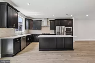 42200 Shining Star Sq, Ashburn, VA 20148 - Photo 14