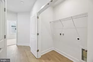 42227 Picasso Sq, Ashburn, VA 20148 - Photo 32