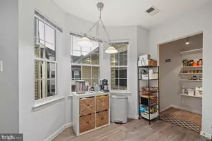 25320 Lake Mist Square, Chantilly, VA 20152 - Photo 12