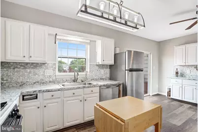 122 Goldsworth Terrace SW, Leesburg, VA 20175 - Photo 4