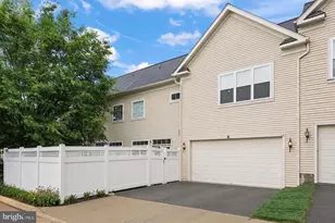 42719 Explorer Dr, Brambleton, VA 20148 - Photo 44