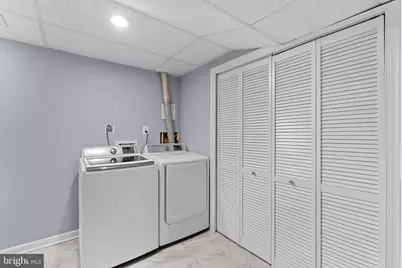 13 Fairmont Place, Sterling, VA 20165 - Photo 26