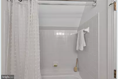 1401 Harle Place SW, Leesburg, VA 20175 - Photo 24