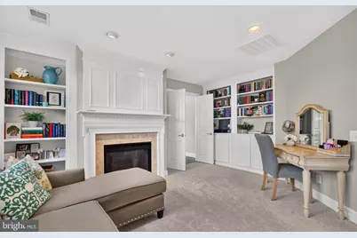 20882 McIntosh Place, Leesburg, VA 20175 - Photo 16