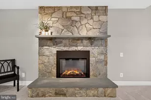 20882 McIntosh Pl, Leesburg, VA 20175 - Photo 38