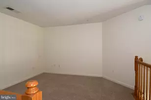 21197 McFadden Square, Sterling, VA 20165 - Photo 18