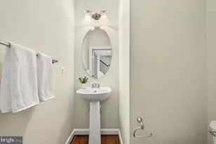 25220 Prairie Fire Square, Aldie, VA 20105 - Photo 24