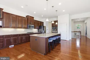26867 Barnsley Pl, Chantilly, VA 20152 - Photo 12