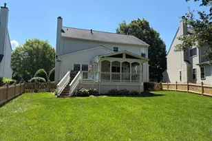 20363 Flushing Meadows Ct, Ashburn, VA 20147 - Photo 2
