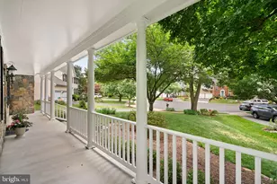 21499 Golden Autumn Pl, Broadlands, VA 20148 - Photo 8