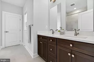 19405 Tuscarora Xing Dr, Leesburg, VA 20175 - Photo 32